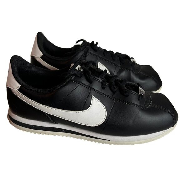 As New - Nike Cortez Basic Black and White Leather - Women – Size 7 - Picture 2 of 9